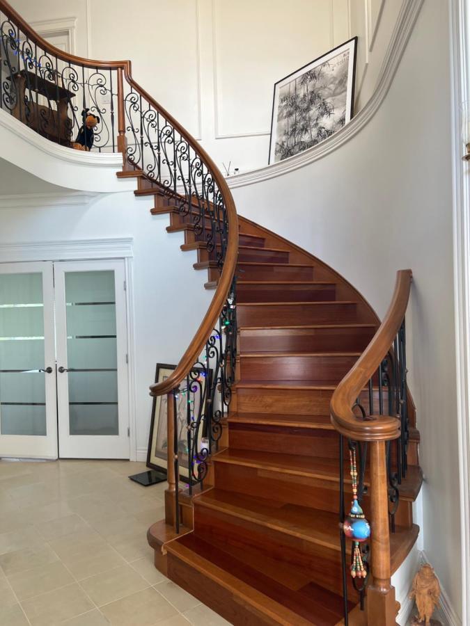 Lucky Room, A Comfortable Bedroom With Private Bathroom Close To Yvr Richmond Exterior photo